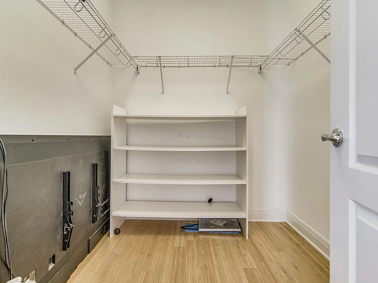 20 Baybridge Dr — Photo 40