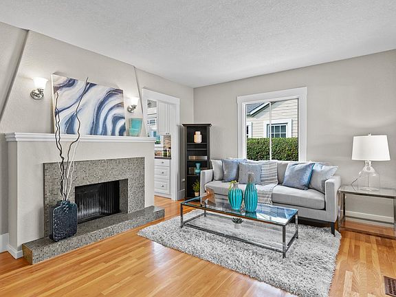 5th image of 630 Park Ct