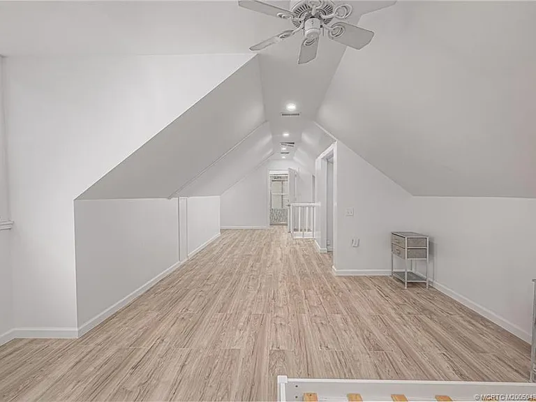 7007 S Indian River Dr — Photo 18
