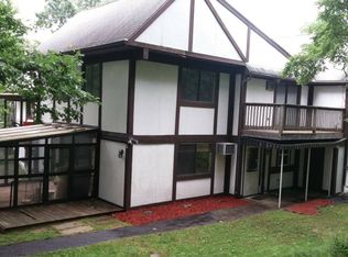 16 Elizabeth Ln, Binghamton, NY 13903