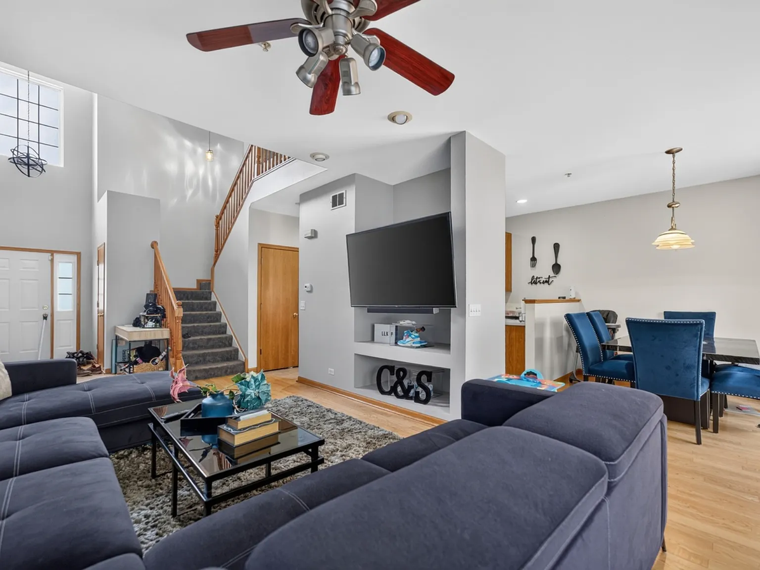 Tanager Ct, Lombard — Photo 3