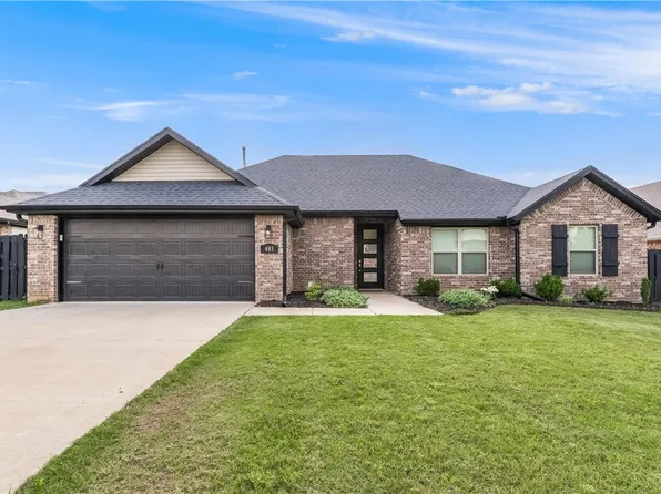 483 N Otoe St, Farmington, AR 72730