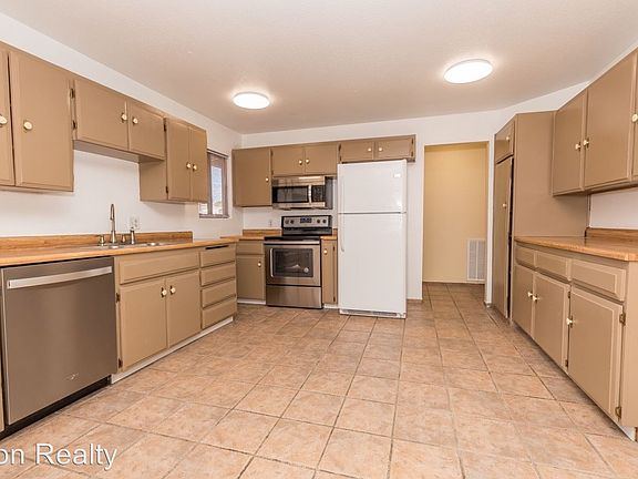 5th image of 2120 Shadow Mountain Pl