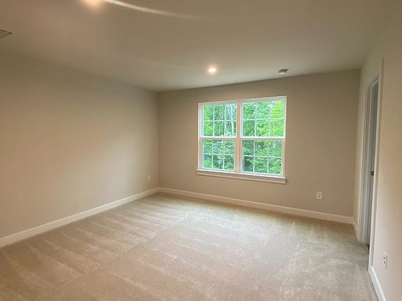 5th image of 6912 Ipswich Dr