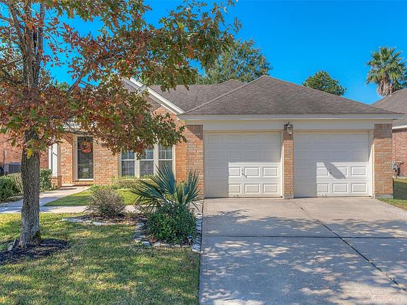 2nd image of 22869 Lantern Hills Dr