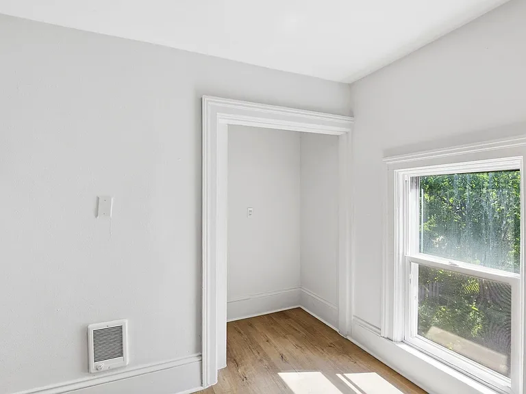 840 Jackson St — Photo 10