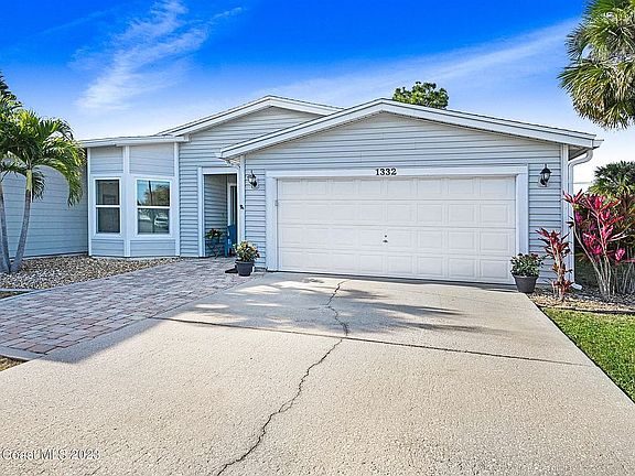 2nd image of 1332 Cypress Bend Cir