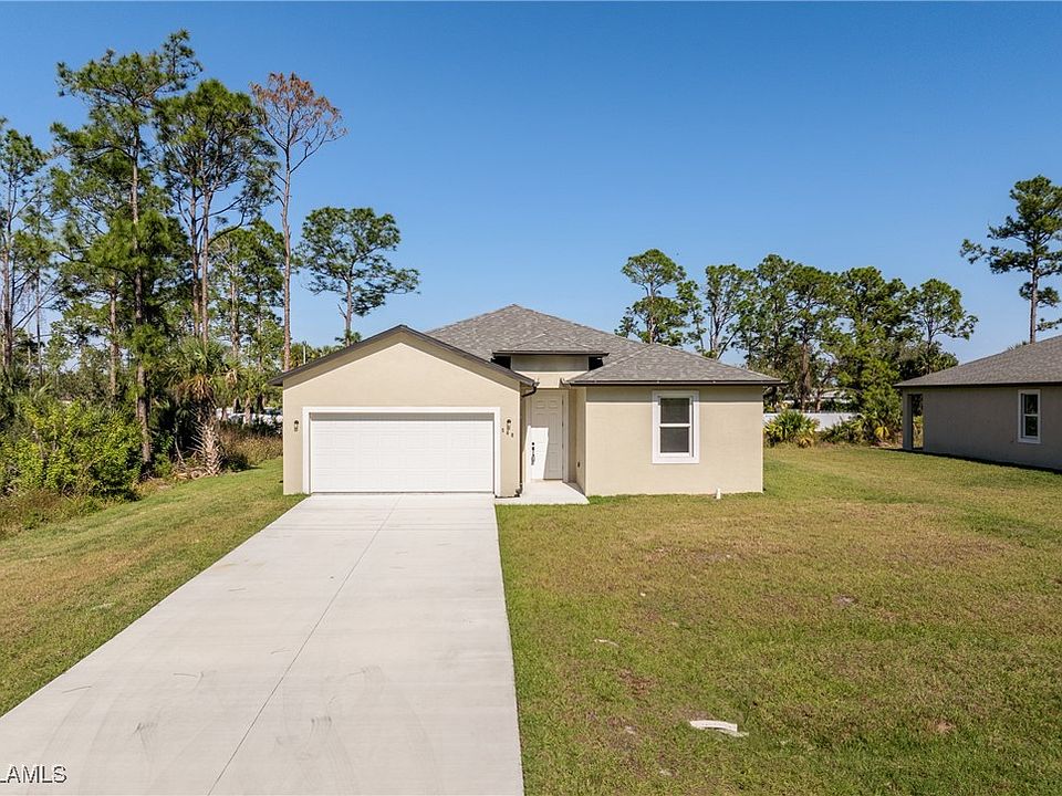1st image of 568 Woodview Dr