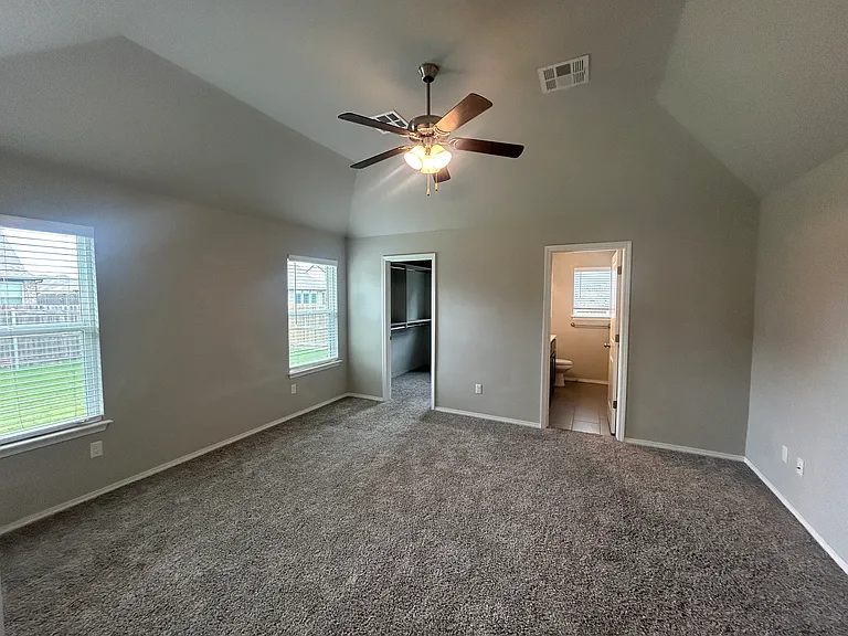 1502 E Utica Pl — Photo 14
