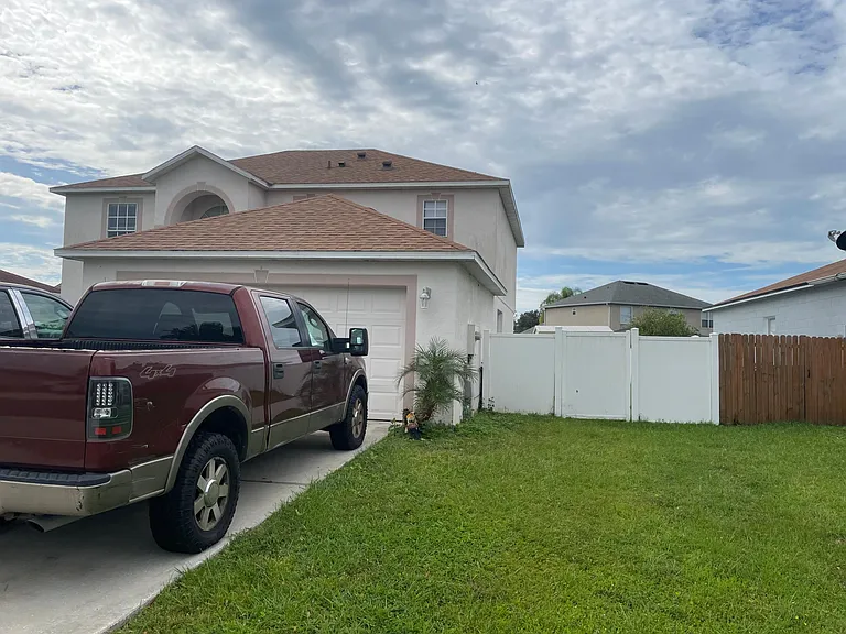 1161 Roan Ct — Photo 2