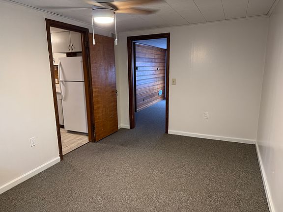 3rd image of 250 W State St