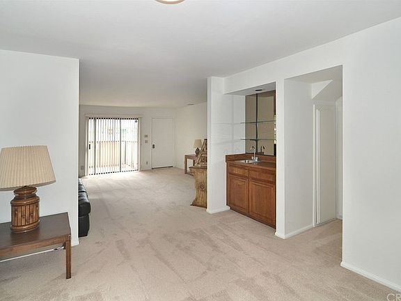 5th image of 7051 Peach Ave Unit 1
