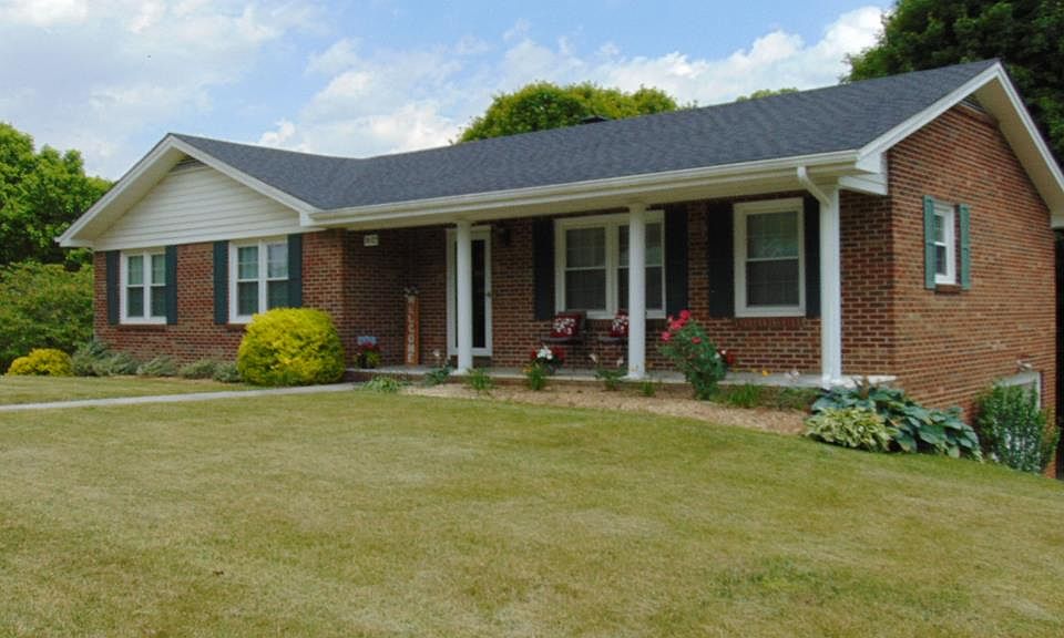 1st image of 19412 Johnson Dr