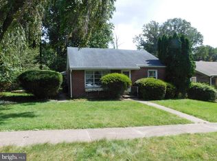 3 Eagle Ln, Reading, PA 19606