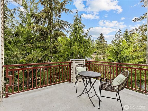 4th image of 1709 134th Avenue SE #23