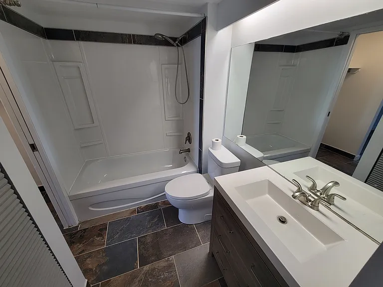 10149 Saskatchewan Dr NW #401 — Photo 10