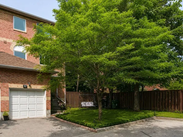 138 Homestead Rd #17, Toronto, ON M1E 3S2