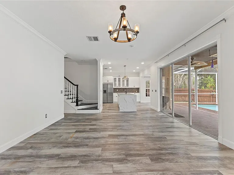 9307 Poplar Creek Ct — Photo 12