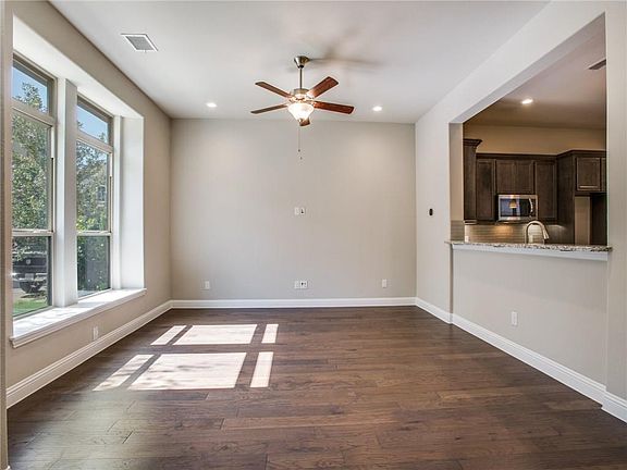 3rd image of 4117 Broadway Ave