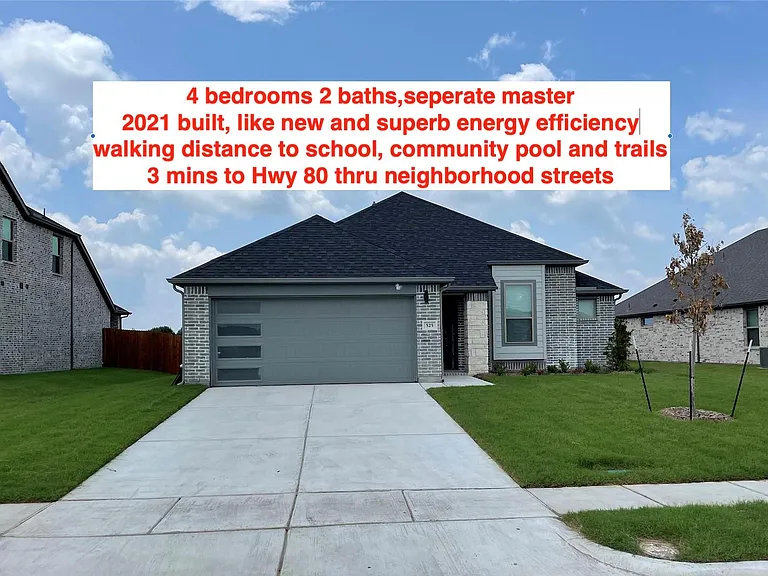 525 Ardsley Ln — Photo 2