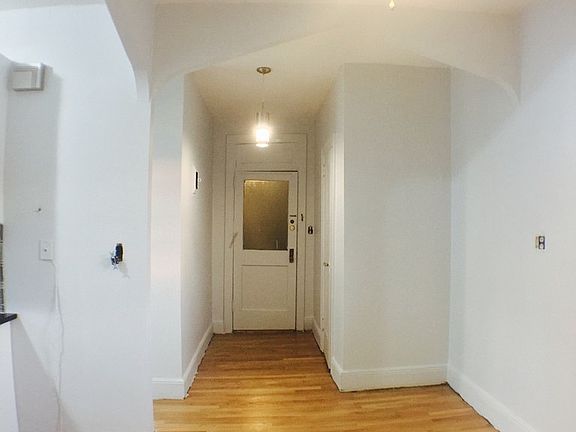 3rd image of 2143 23rd St #2