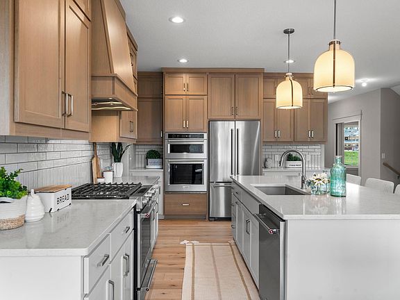 5th image of 11732 Azure Cir
