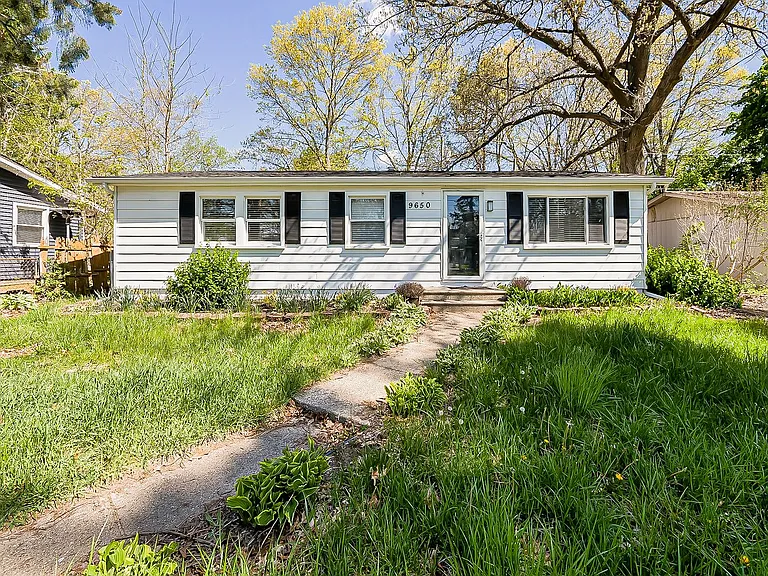 9650 Cooley Lake Rd — Photo 29