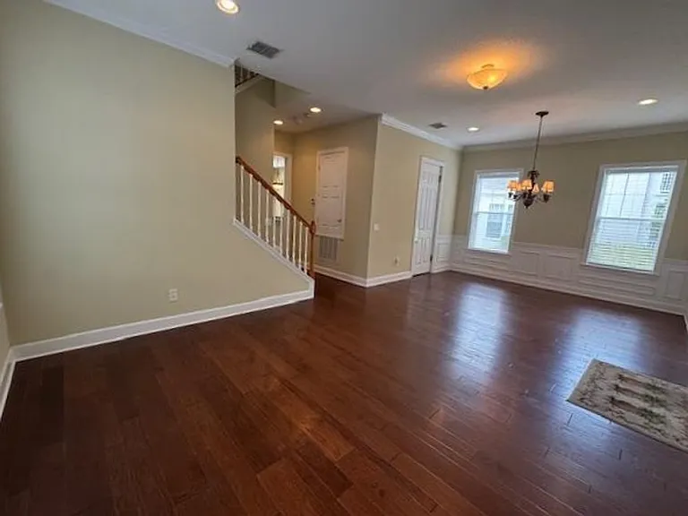 1442 Stickley Ave — Photo 7