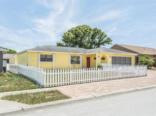 8740 Honeycomb Dr, Port Richey, FL 34668