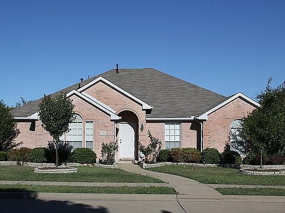 2nd image of 7505 Bryn Mawr Dr