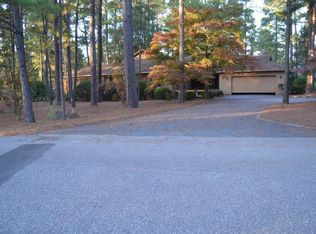 1 Pinyon Ln, Pinehurst, NC 28374