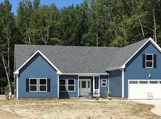 362 W Backwoods Rd, Moyock, NC 27958