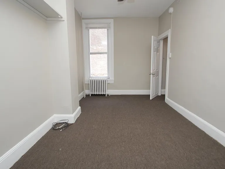 4139 Woodland Ave — Photo 12