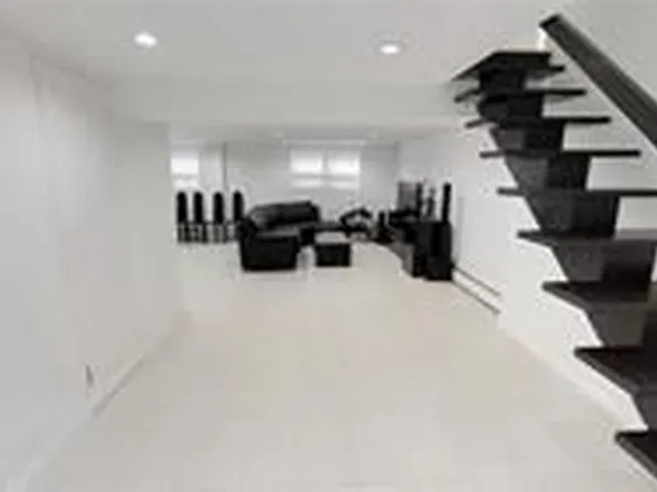 32-05 154th Street image 1 of 17