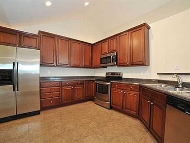 5th image of 2121 Isleworth Ln