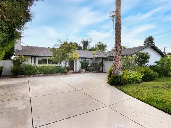 22252 Bassett St, Canoga Park, CA 91303