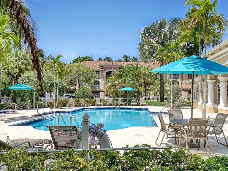 6533 Emerald Dunes Dr #304 — Photo 26
