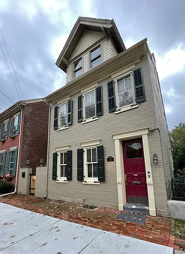 12 E Market St #1 Photo 1