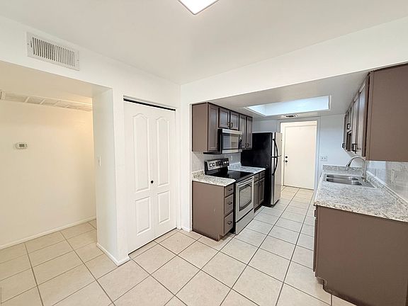 3rd image of 12827-12829 N 113th Ave #12829-04