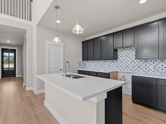 5th image of 19218 Trinity Terrace Ln