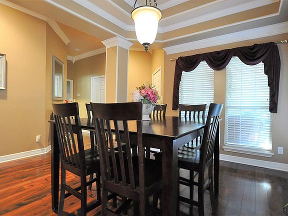 5th image of 410 Rosebrook Cir