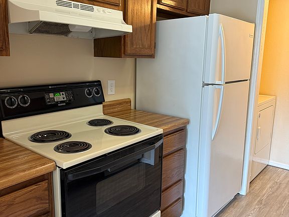 5th image of 2433 E 87th St APT 286