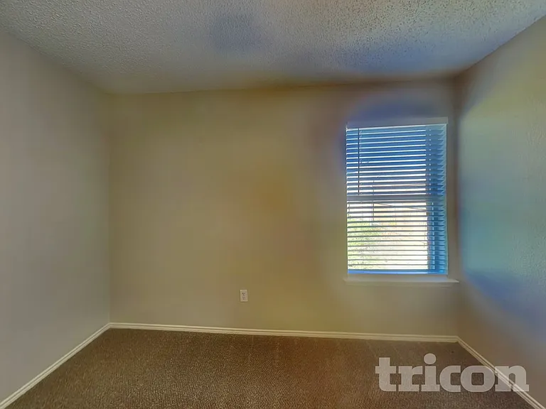 2520 Ensenada Ln — Photo 14