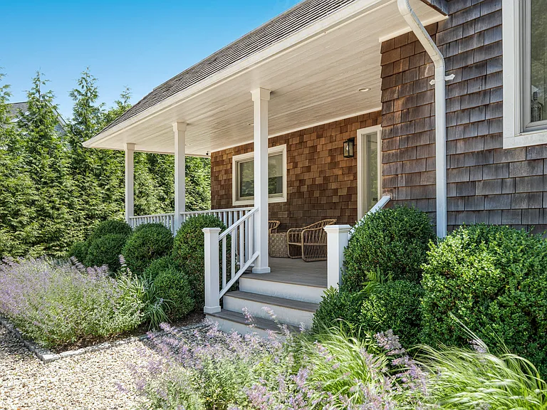 73 Sea Farm Ln — Photo 5