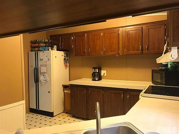 5th image of 4142 Forest Ct
