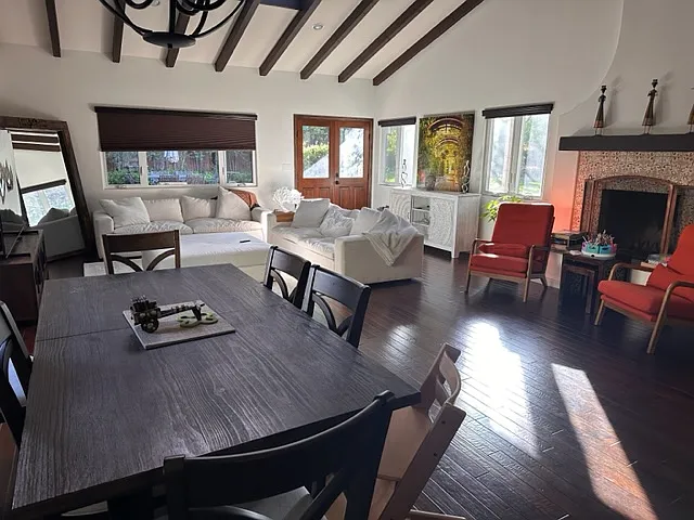 1337 Vuelta Grande Ave — Photo 27