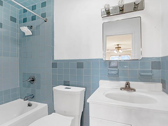 4th image of 1129 E 81st St