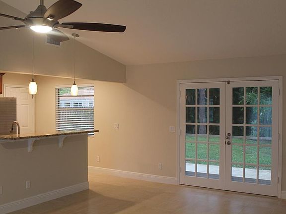 2nd image of 1416 4th Ln