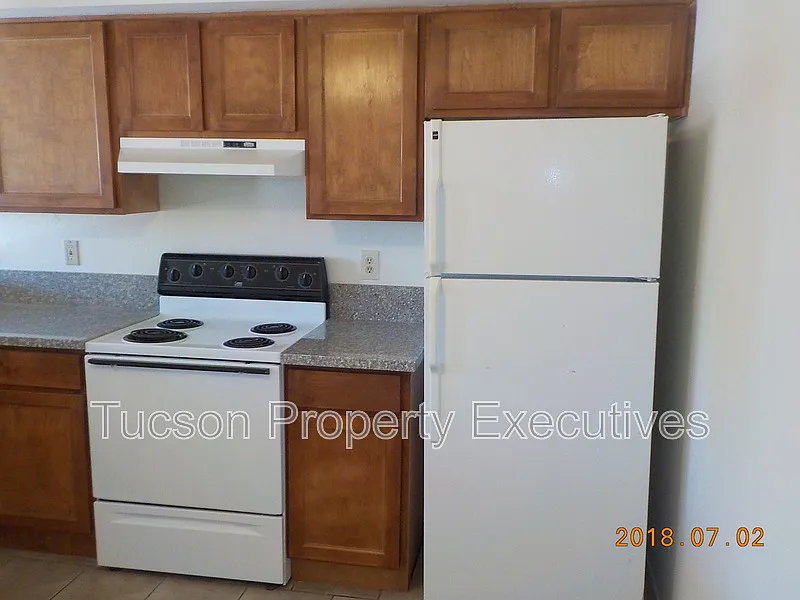 660 S Tucson Blvd #203