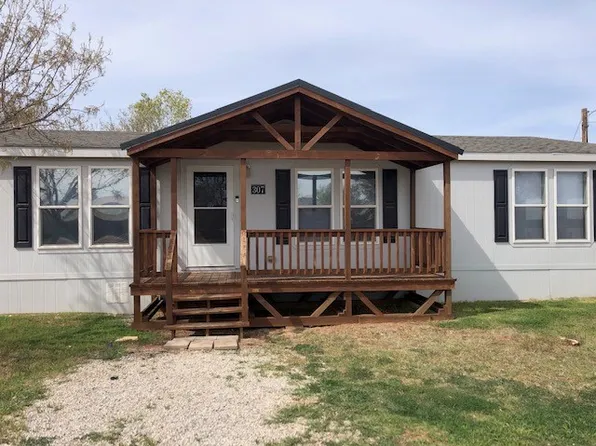 307 W South 4th St, Roby, TX 79543